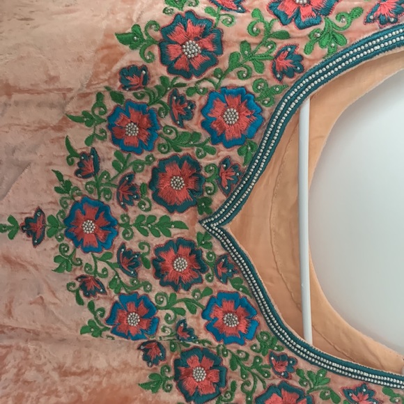 Velvet shalwar kappez with duptta - Picture 4 of 4